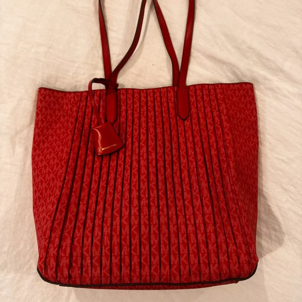 Michael Kors Tote Bag EUC - Picture 4 of 4